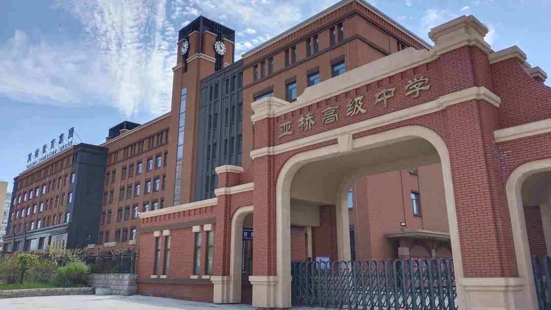 ���Ÿ�����Ƹ������һ��